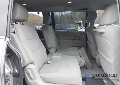 2008 Honda Odyssey Ex z USA, uszkodzony, nr VIN 5FNRL38428B041783